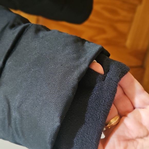 Lands' End Quilted Black Hooded Jacket - Picture 3 of 7